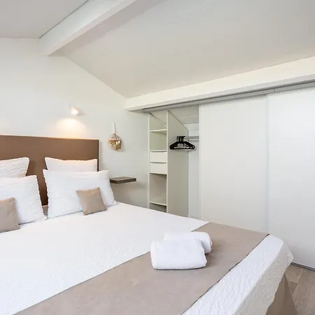 Marineland Sea View Aparthotel *